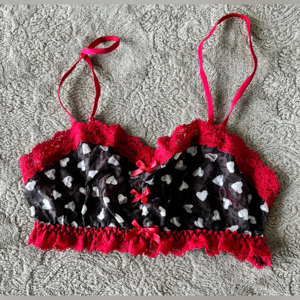 Hanky Panky Red and Black Heart Lace Bra